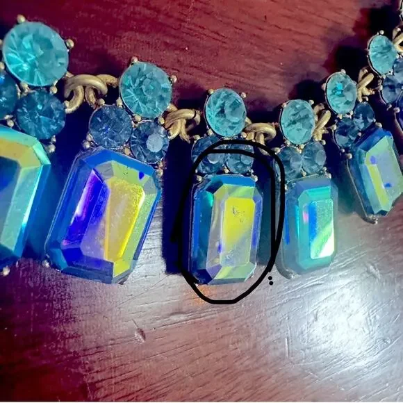 J. Crew Rare Brûlée Iridescent Blue Teal Crystal Gem Statement Necklace * flaw - Picture 6 of 16